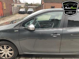 Peugeot 208 208 I (CA/CC/CK/CL), Hatchback, 2012 / 2019 1.2 Vti 12V PureTech 82 picture 8
