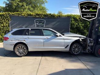 Vrakbiler auto BMW 5-serie 5 serie Touring (G31), Combi, 2017 523d 2.0 TwinPower Turbo 16V 2018/8