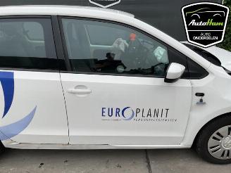 Volkswagen Up! Up! (121), Hatchback, 2011 1.0 12V 60 picture 12