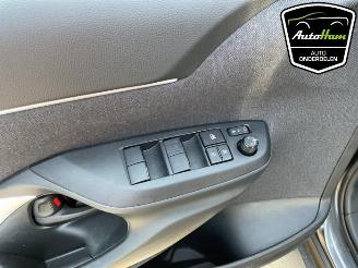 Toyota Yaris Cross Yaris Cross (PB1/PJ1), SUV, 2020 1.5 12V Hybrid 115 picture 17