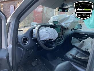 Mercedes Vito Vito Tourer (447.7), Bus, 2014 2.0 114 CDI 16V picture 14