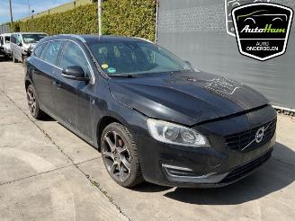 Volvo V-60 V60 I (FW/GW), Combi, 2010 / 2018 2.0 D2 16V picture 2
