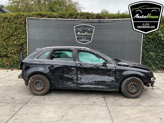 Vrakbiler auto Audi A3 A3 Sportback (8VA/8VF), Hatchback 5-drs, 2012 / 2020 2.0 TDI 16V 2015/1