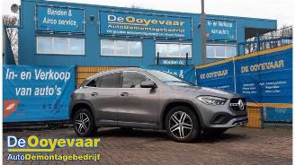 Démontage voiture Mercedes GLA GLA (H247), SUV, 2020 1.3 200 Turbo 16V 2021/5