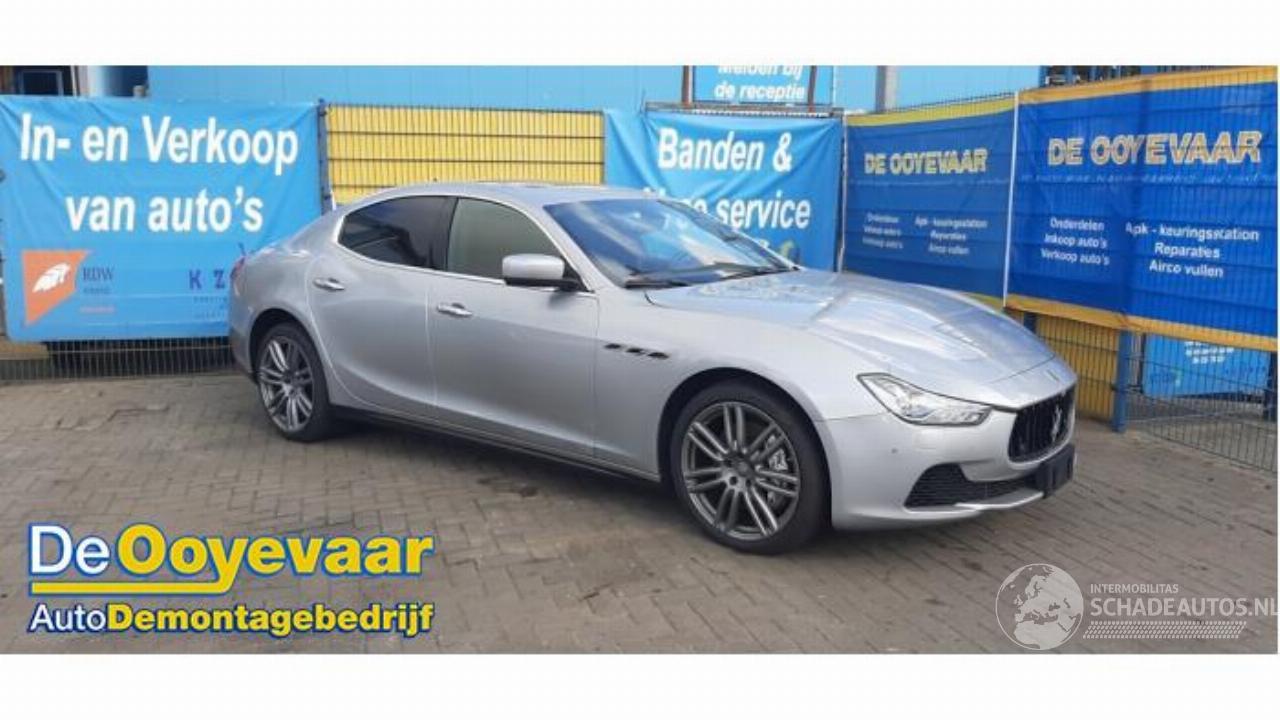 Maserati Ghibli Ghibli III, Sedan, 2013 3.0 S Q4 Biturbo V6 24V