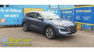 Vrakbiler auto Ford Kuga Kuga III (DFK), SUV, 2019 2.5 PHEV 16V 2021/10