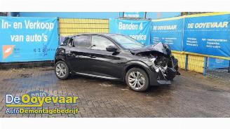 Coche siniestrado Peugeot 208 208 II (UB/UH/UP), Hatchback 5-drs, 2019 e-208 50 kWh 2021/12