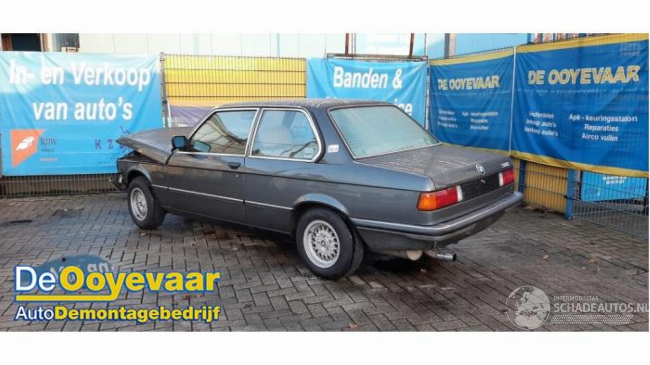 BMW 3-serie 3 serie (E21), Sedan, 1975 / 1984 316