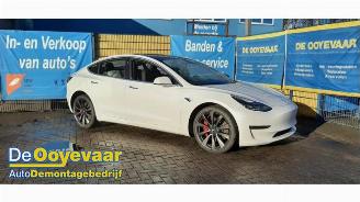 Coche siniestrado Tesla Model 3 Model 3, Sedan, 2017 Performance AWD 2019/12