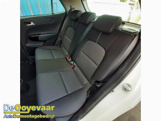 Kia Picanto Picanto (JA), Hatchback, 2017 1.0 12V picture 9