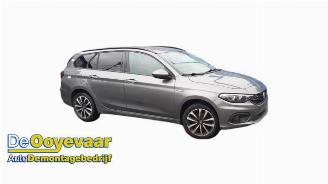 Coche siniestrado Fiat Tipo Tipo (356W/357W), Combi, 2016 1.3 D 16V Multijet 2019