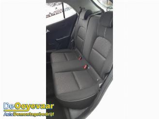 Kia Picanto Picanto (JA), Hatchback, 2017 1.0 DPI 12V picture 8