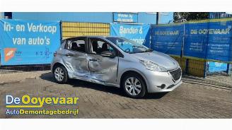 Peugeot 208 208 I (CA/CC/CK/CL), Hatchback, 2012 / 2019 1.0 Vti 12V PureTech picture 4