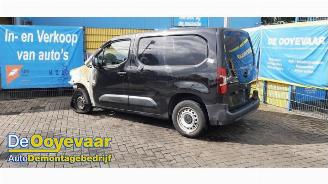 Coche siniestrado Peugeot Partner Partner (EF/EU), Van, 2018 1.5 BlueHDi 100 2019/11