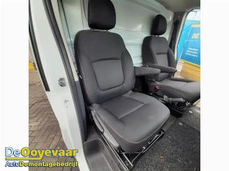 Renault Trafic Trafic (1FL/2FL/3FL/4FL), Van, 2014 1.6 dCi 125 Twin Turbo picture 9