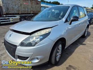 rozbiórka samochody osobowe Renault Scenic Scenic III (JZ), MPV, 2009 / 2016 2.0 16V CVT 2012/1