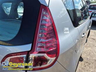 Renault Scenic Scenic III (JZ), MPV, 2009 / 2016 2.0 16V CVT picture 28