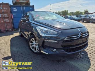 Vrakbiler auto Citroën DS5 DS5 (KD/KF), Hatchback 5-drs, 2011 / 2015 2.0 165 HYbrid4 16V 2014/12