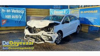 Renault Mégane Megane IV Estate (RFBK), Combi 5-drs, 2016 1.3 TCE 160 16V picture 4