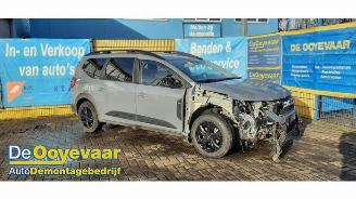 Démontage voiture Dacia Jogger Jogger, MPV, 2022 1.6 Hybrid 140 16V 2024/9