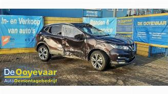rozbiórka samochody osobowe Nissan Qashqai Qashqai (J11), SUV, 2013 1.3 DIG-T 140 16V 2021/2