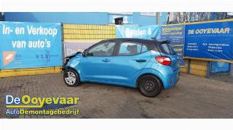 krockskadad bil auto Hyundai I-10 i10, Hatchback, 2019 1.0 12V 2020/10