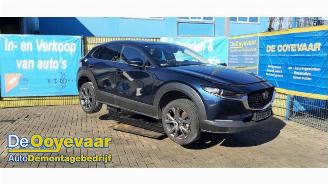 Vrakbiler auto Mazda CX-30 CX-30 (DM), SUV, 2019 2.0 e-SkyActiv X 186 M Hybrid 16V 2023/10