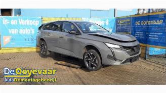 Vrakbiler auto Peugeot 308 308 SW (F4/FC/FN/FR), Combi 5-drs, 2021 1.6 16V HYbrid 180 e-EAT8 2023/11