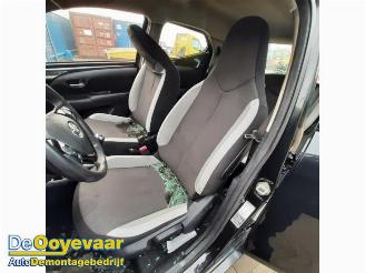Toyota Aygo Aygo (B40), Hatchback, 2014 1.0 12V VVT-i picture 6