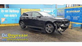 Vrakbiler auto Mercedes A-klasse A (177.0), Hatchback, 2018 / 2026 1.3 A-180 Turbo 16V 2020/5