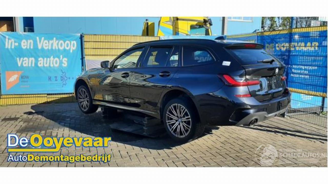 BMW 3-serie 3 serie Touring (G21), Combi, 2019 320e 2.0 TwinPower Turbo 16V