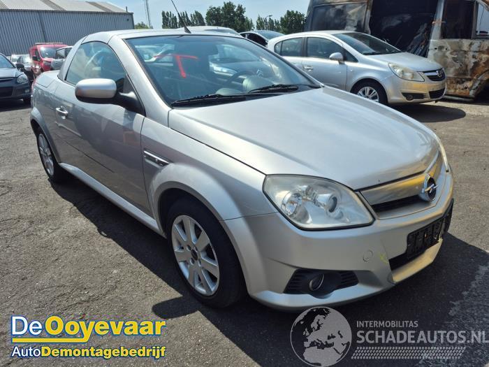 Opel Tigra Tigra Twin Top, Cabrio, 2004 / 2010 1.4 16V