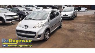rozbiórka samochody osobowe Peugeot 107 107, Hatchback, 2005 / 2014 1.0 12V 2009/8