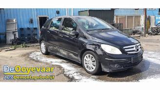  Mercedes B-klasse B (W245), Hatchback, 2005 / 2011 2.0 B-200 CDI 16V 2007/9