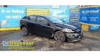Vrakbiler auto Volvo V-40 V40 (MV), Hatchback 5-drs, 2012 / 2019 2.0 T2 16V 2017/3