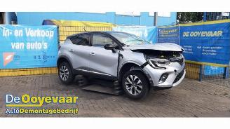 Vrakbiler auto Renault Captur Captur II (RJB), SUV, 2020 1.3 TCE 130 16V 2020/9