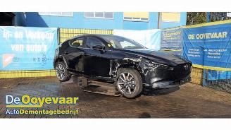 Démontage voiture Mazda 3 3 Sport (BP), Hatchback, 2018 2.0 SkyActiv-G 122 Mild Hybrid 16V 2020/4
