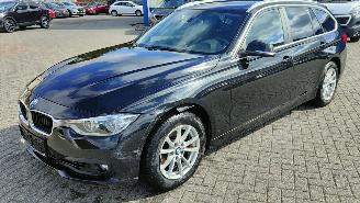 Avarii autoturisme BMW 3-serie BMW 318 Baureihe 3 Touring 318 i Advantage 2019/10