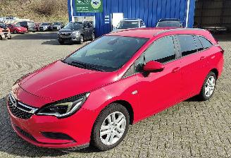 Opel Astra Opel Astra ST 1.0 ECOTEC Turbo Dynamic 77kW S/S picture 3