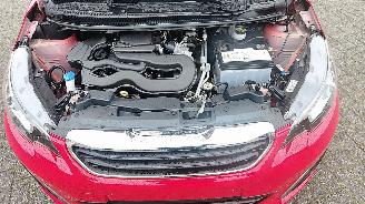 Peugeot 108 Peugeot 108 Allure navi allu camera picture 14