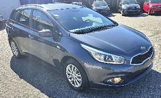Gebrauchtwagen PKW Kia Cee d Kia Ceed Sportswagon Dream Team 2015/4