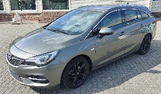 krockskadad bil auto Opel Astra Opel Astra K Sports Tourer Elegance Start/Stop 2019/11