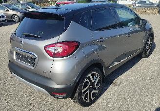 Renault Captur Renault Captur Luxe lederen bekleding, navigatie en achteruitrijcamera, in topconditie. picture 4