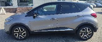 Renault Captur Renault Captur Luxe lederen bekleding, navigatie en achteruitrijcamera, in topconditie. picture 2