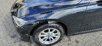 BMW 3-serie BMW 318 3 Touring 318 i Advantage picture 4