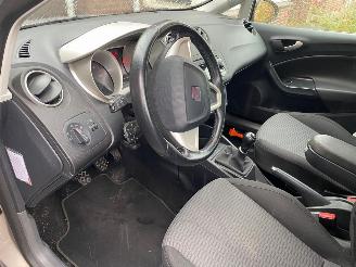  Seat Ibiza SEAT Ibiza ST 1.6 TDI Sport 2011/3