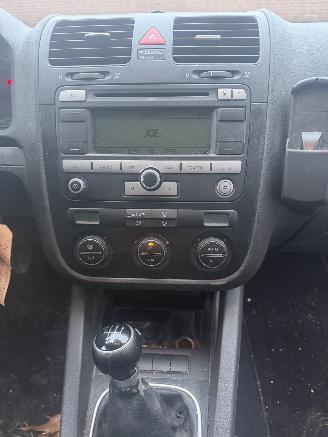 Volkswagen Golf  picture 8