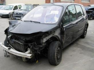  Renault Scenic  2004/4