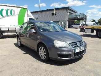 škoda osobní automobily Volkswagen Jetta  2010/6