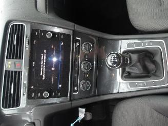 Volkswagen Golf  picture 28